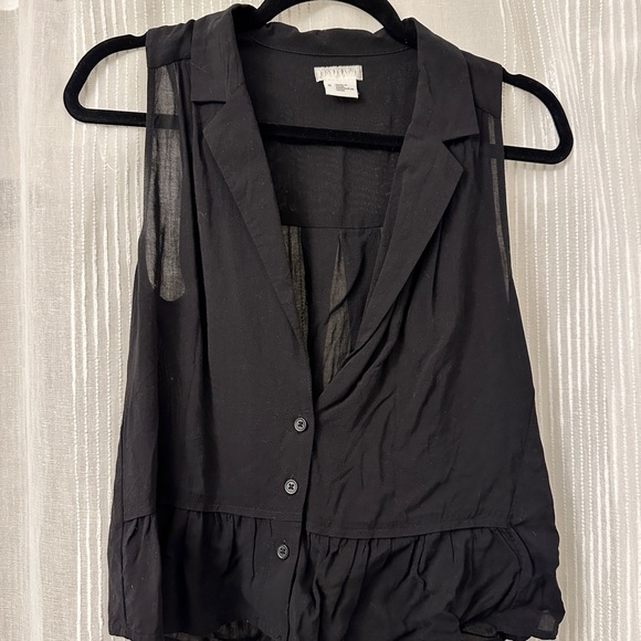 COOPERATIVE Natalie Ruffle Tank - Picture 3 of 6